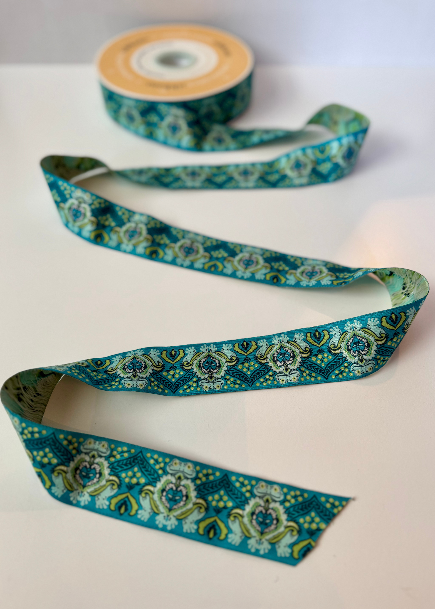 Jacquard Frog Ribon