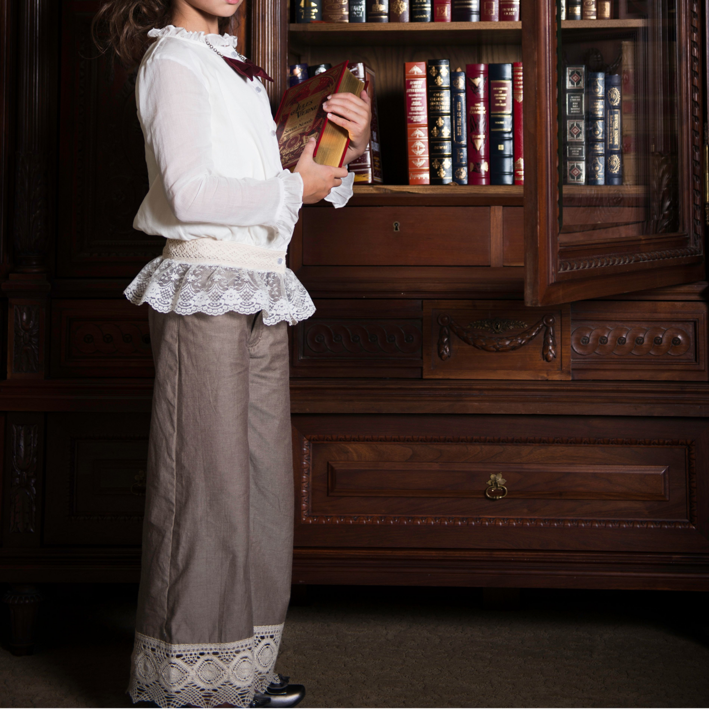 Two Tone Cluny Cotton lace 4.5"