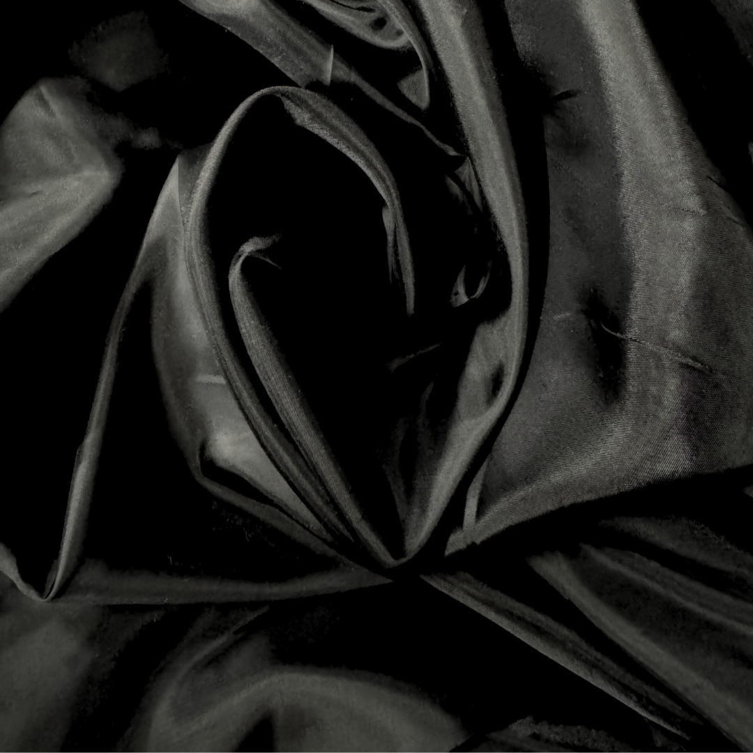 Black lining