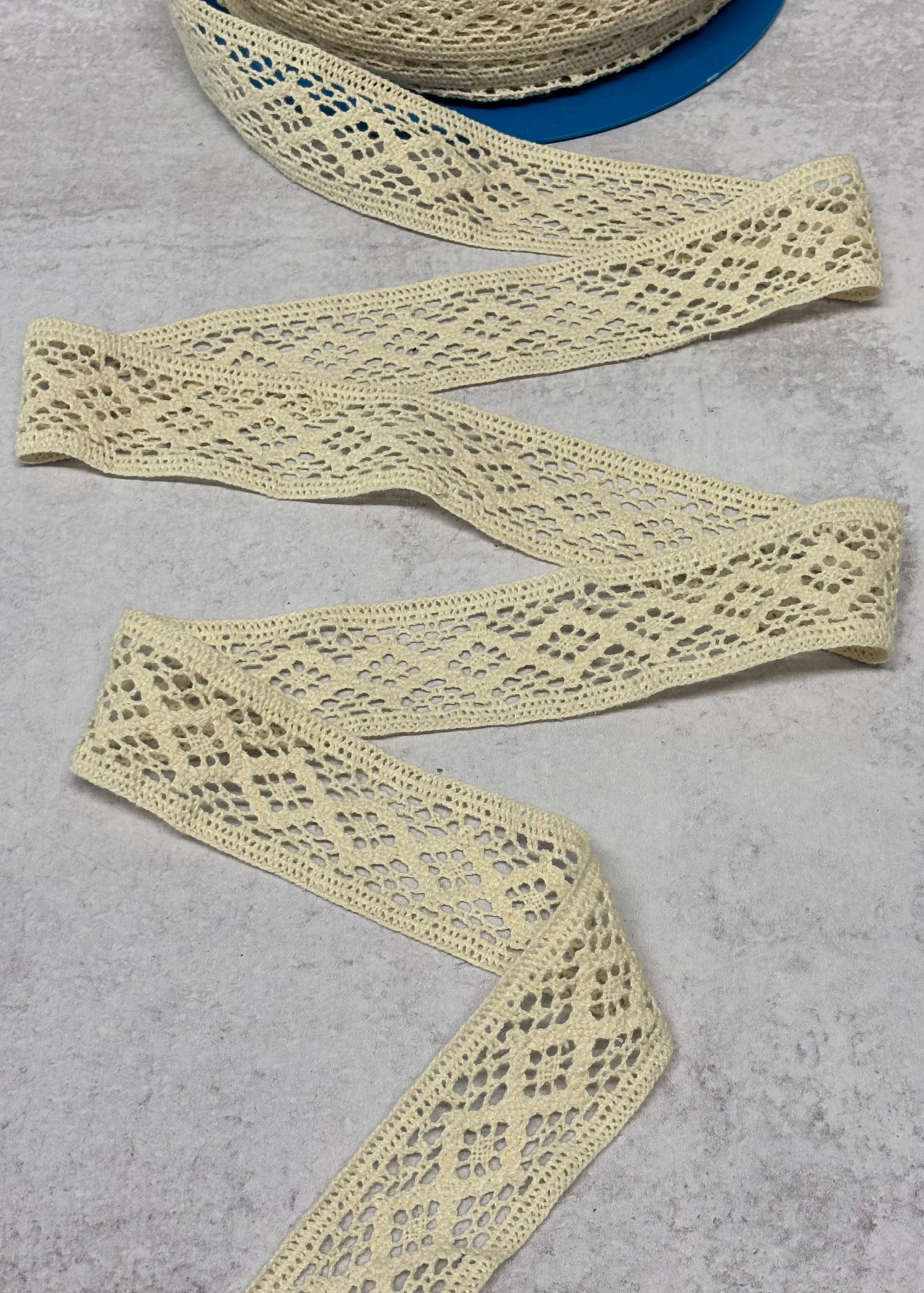 Creamy Cluny Cotton